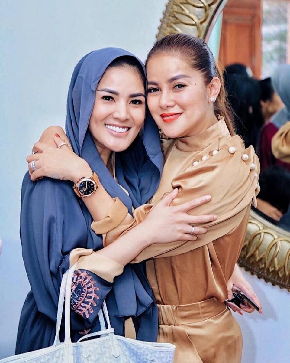 Instagram.com/nindyayunda