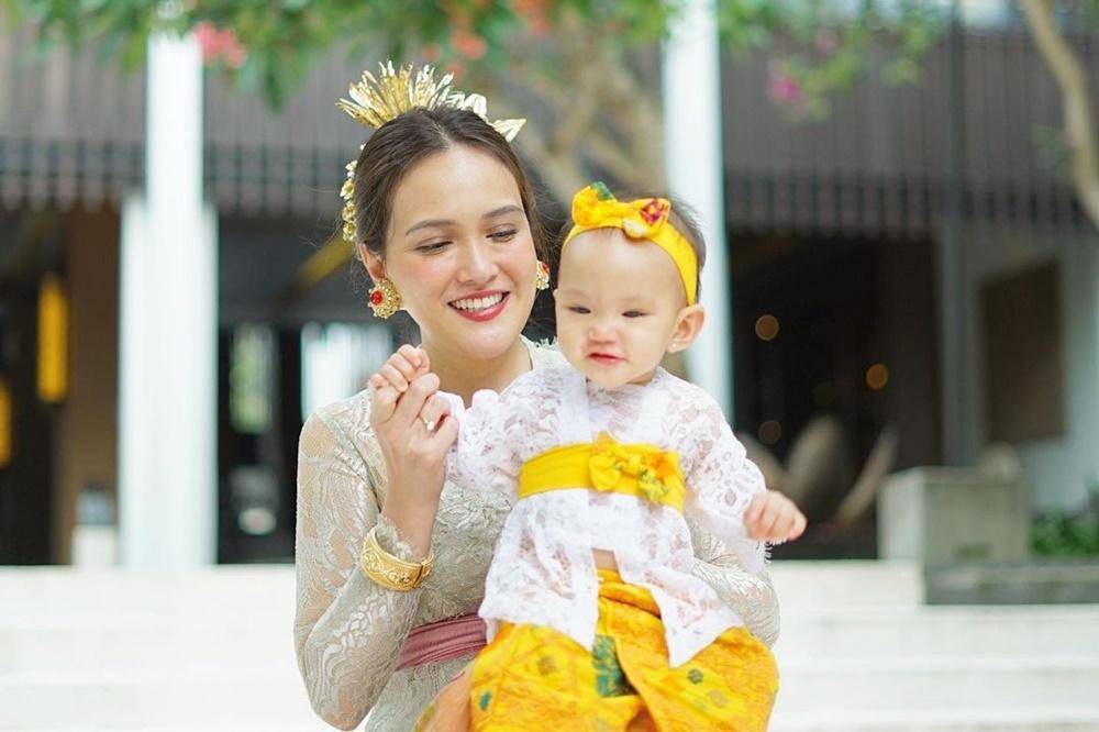 Instagram.com/shandyaulia