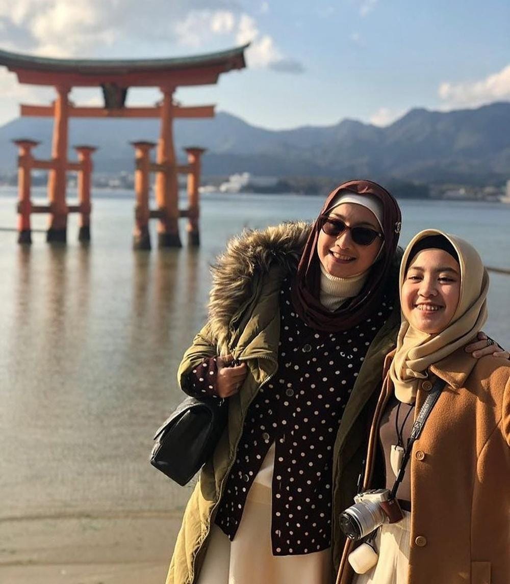 Instagram.com/desyratnasarifans