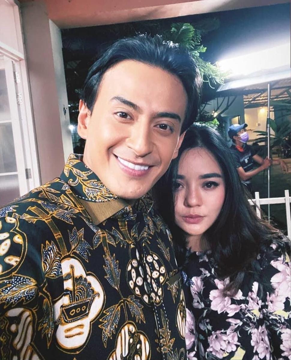 Instagram.com/habibihood.gitasinaga.lovers