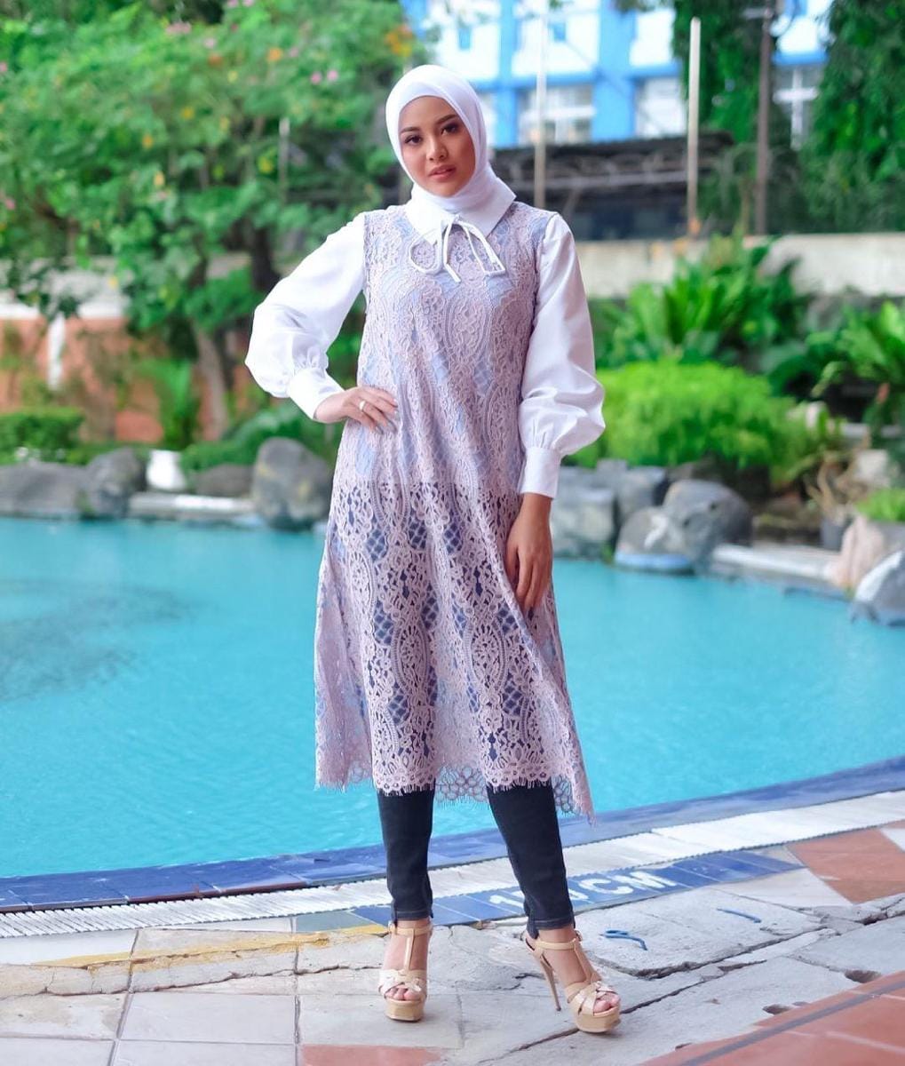 instagram.com/aurelie.hermansyah