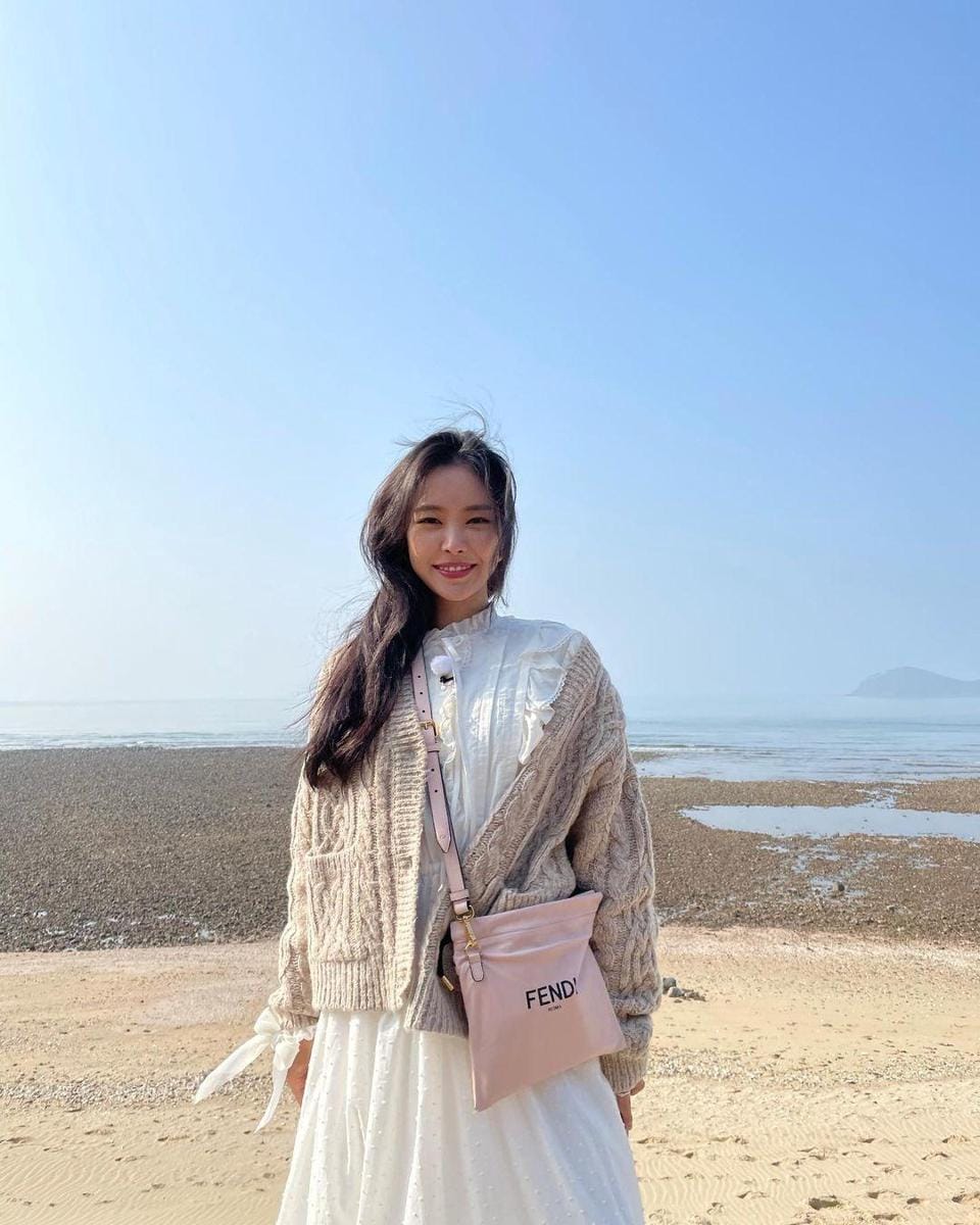 instagram.com/marcellasne_