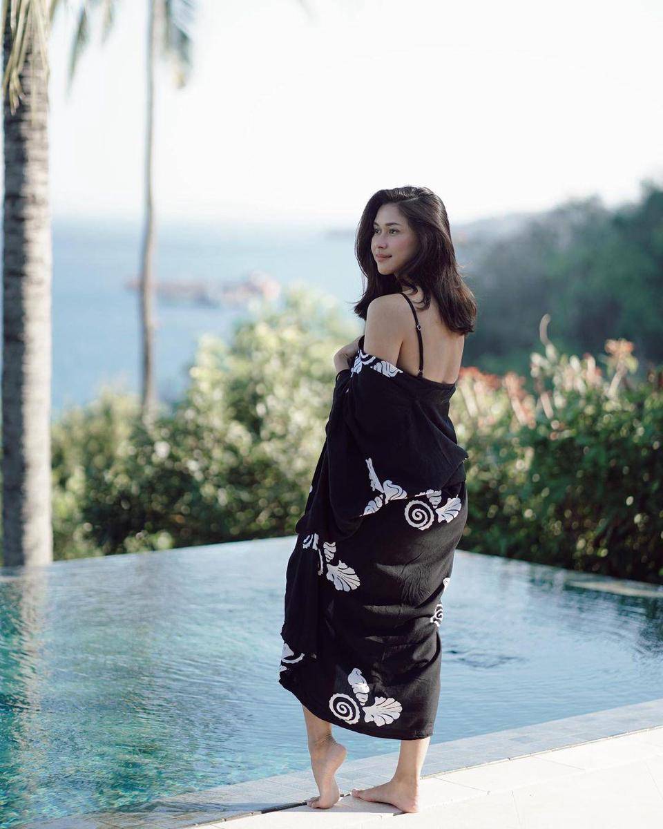 instagram.com/nanamirdad_