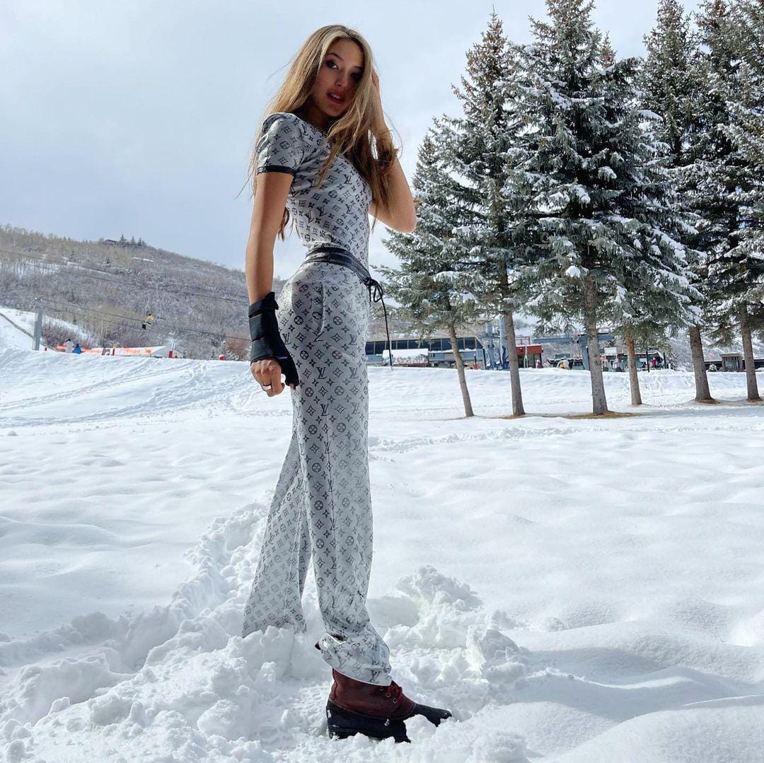 instagram.com/eileen_gu_
