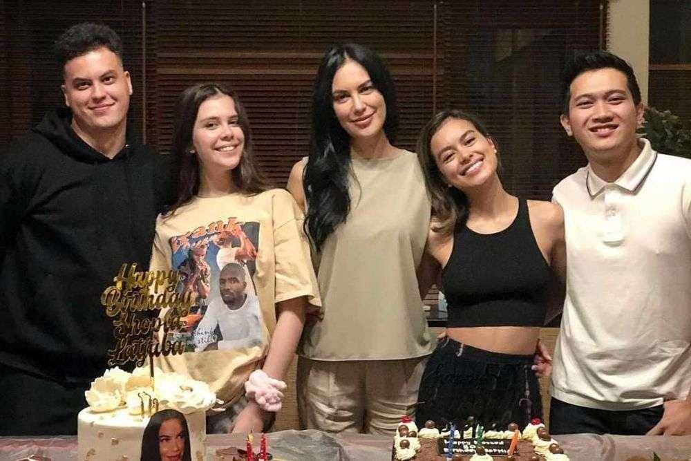 Instagram.com/sophia_latjuba88