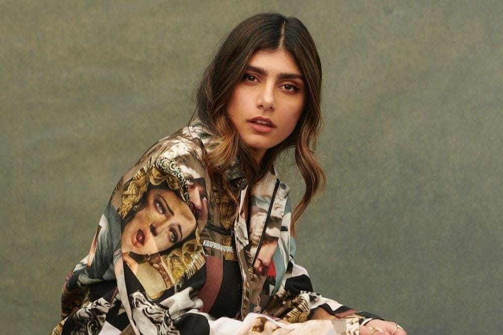 instagram.com/miakhalifa