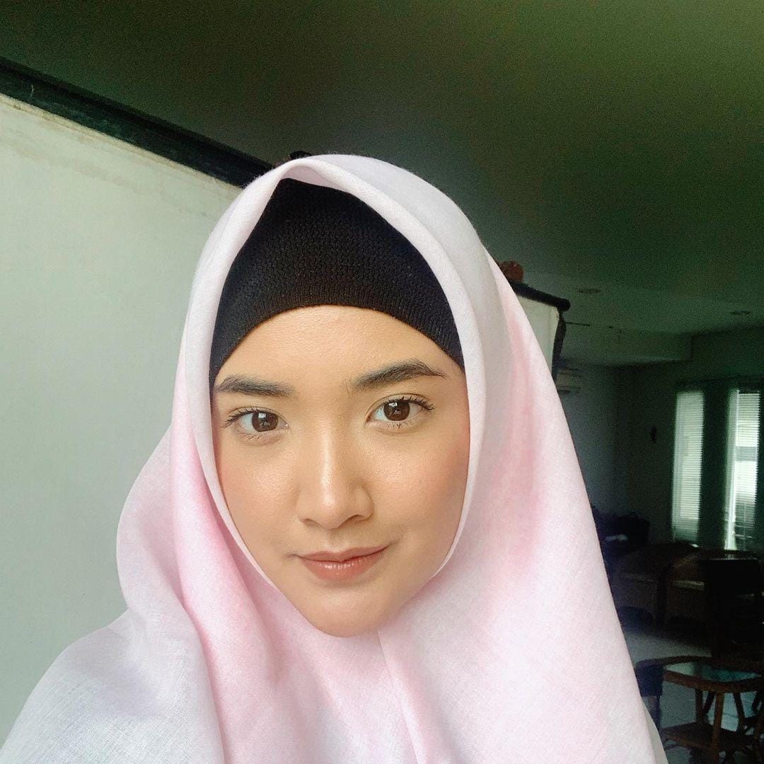 instagram.com/nadyaarina