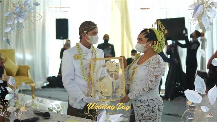 Youtube.com/Mumuk & Eno