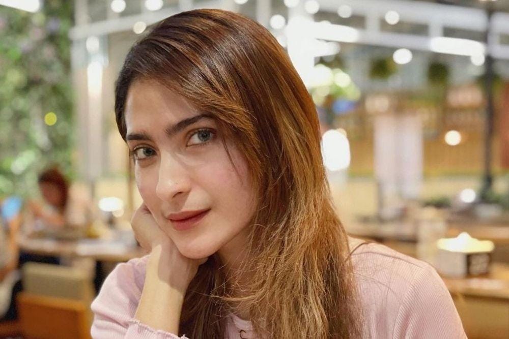 instagram.com/shirinsafira