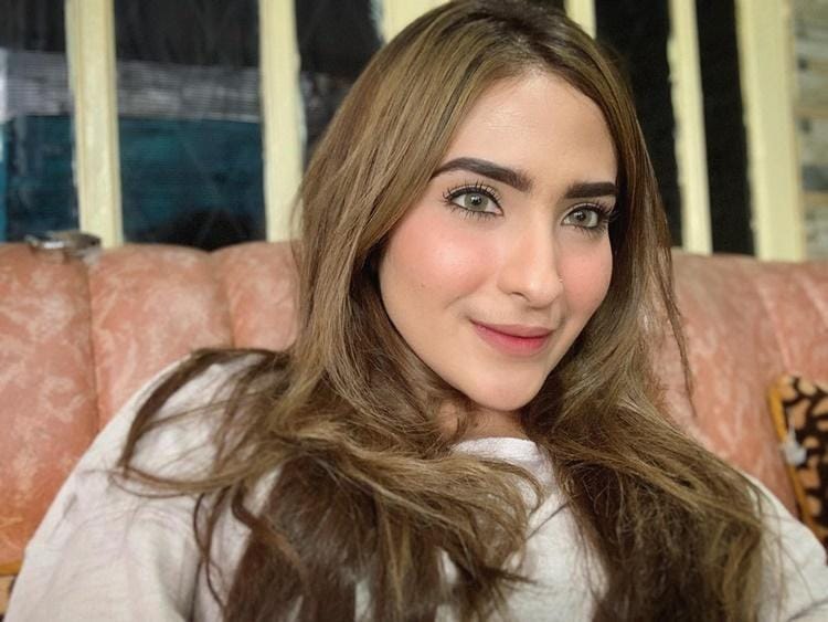 Instagram.com/shirinsafira