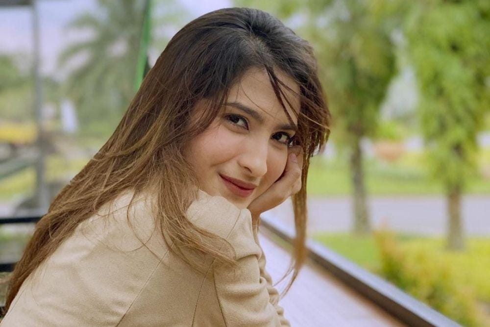 instagram.com/shirinsafira