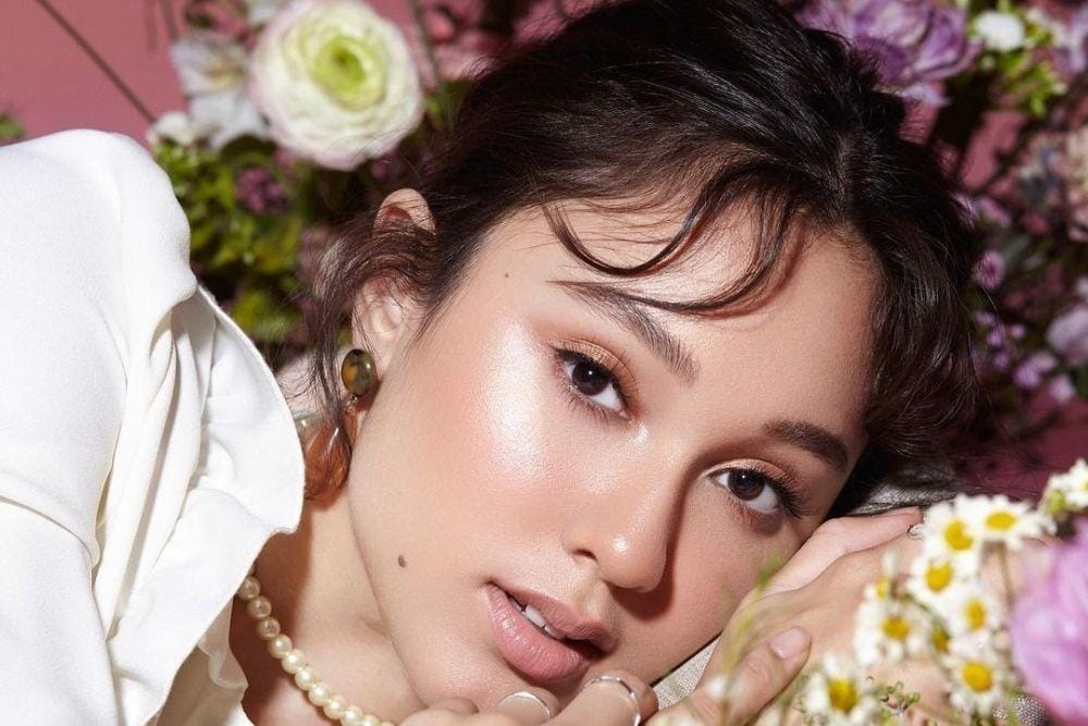 7 Pesona Yasmin Napper, Pemeran Maudy di Sinetron 'Love Story'