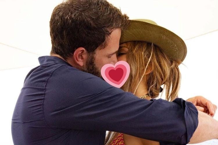 Resmi Jadian, Jennifer Lopez Makin Berani 'Vulgar' dengan Ben Affleck
