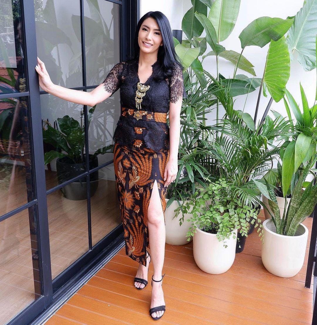 instagram.com/tyasmirasih