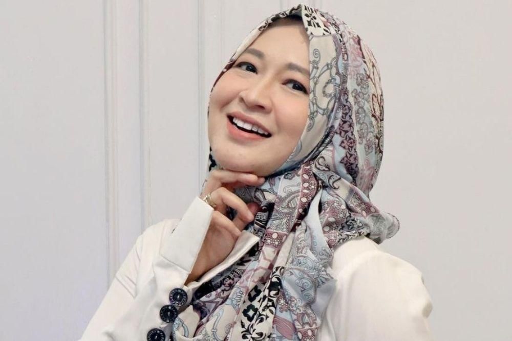 instagram.com/okieagustina_