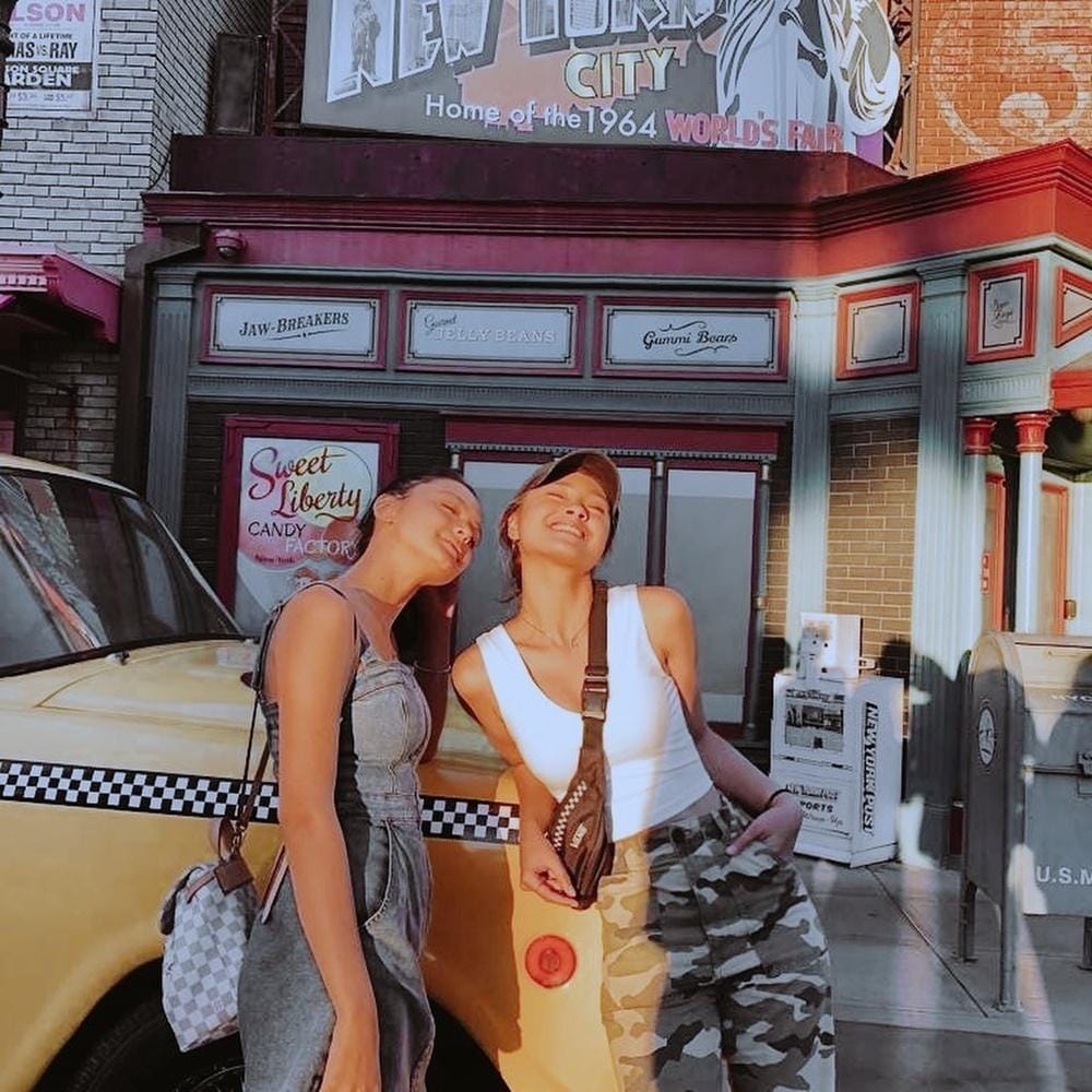 Instagram.com/caitlinhalderman