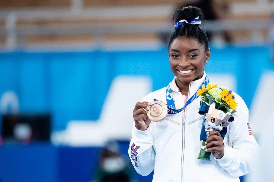 instagram.com/simonebiles
