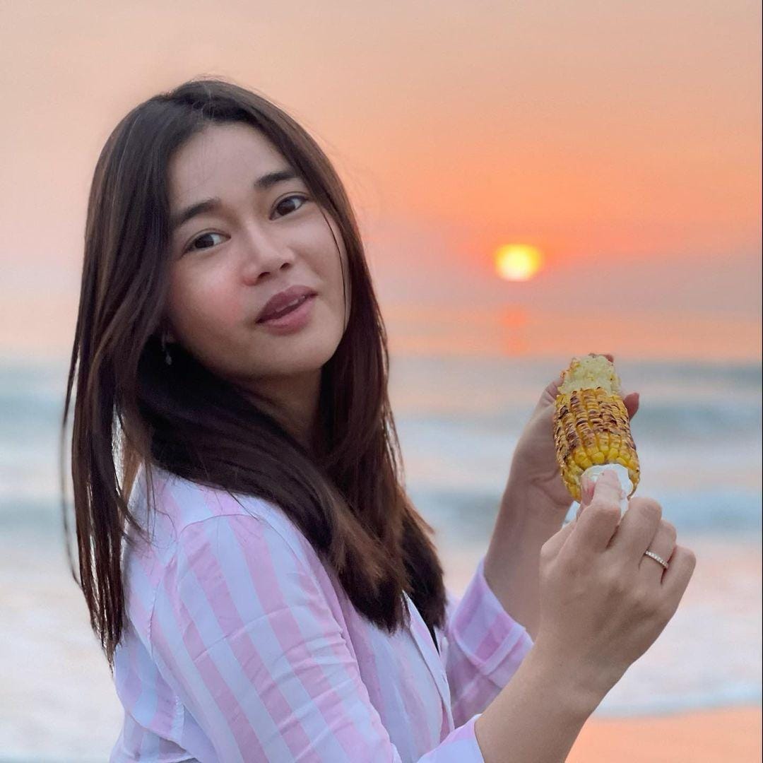 instagram.com/oliviasumargo