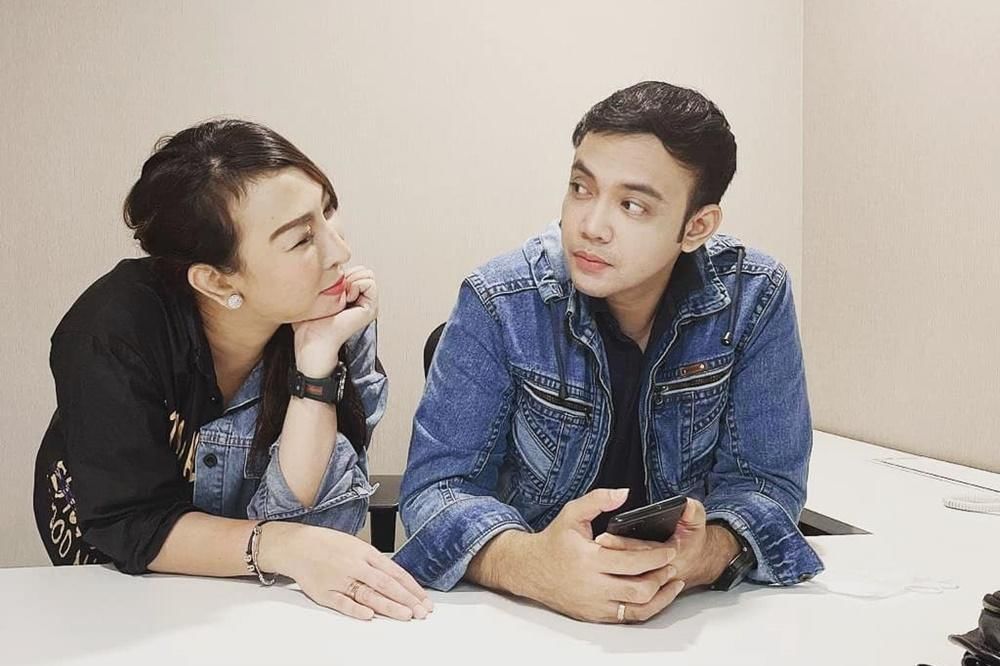 Instagram.com/hennymonayr