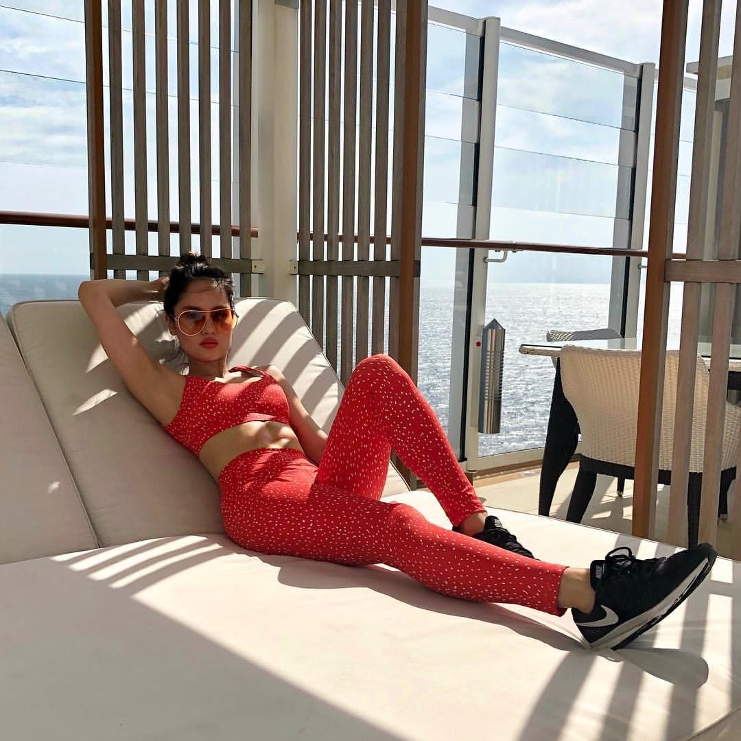 instagram.com/claurakiehl