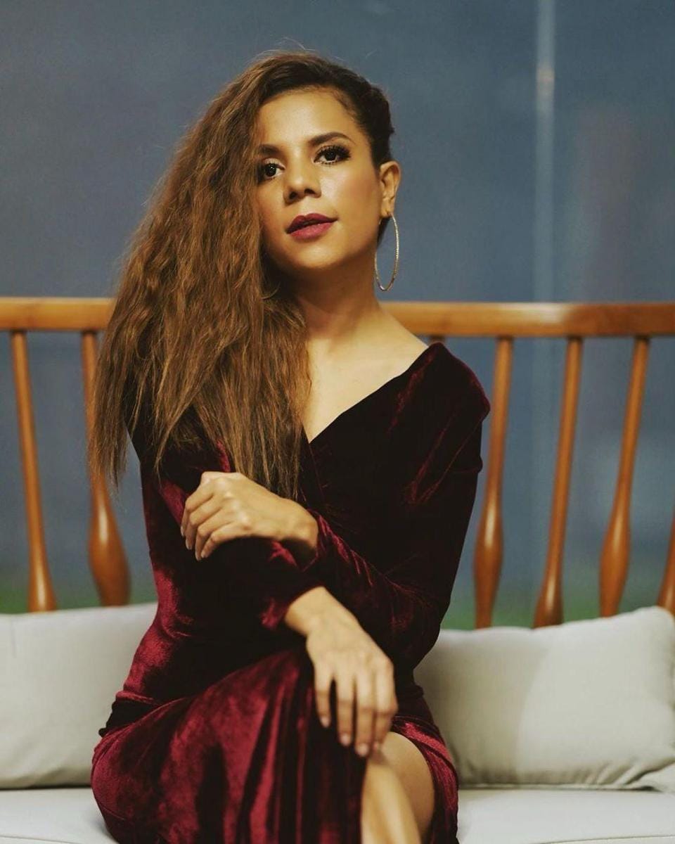 Instagram.com/Mikhelia