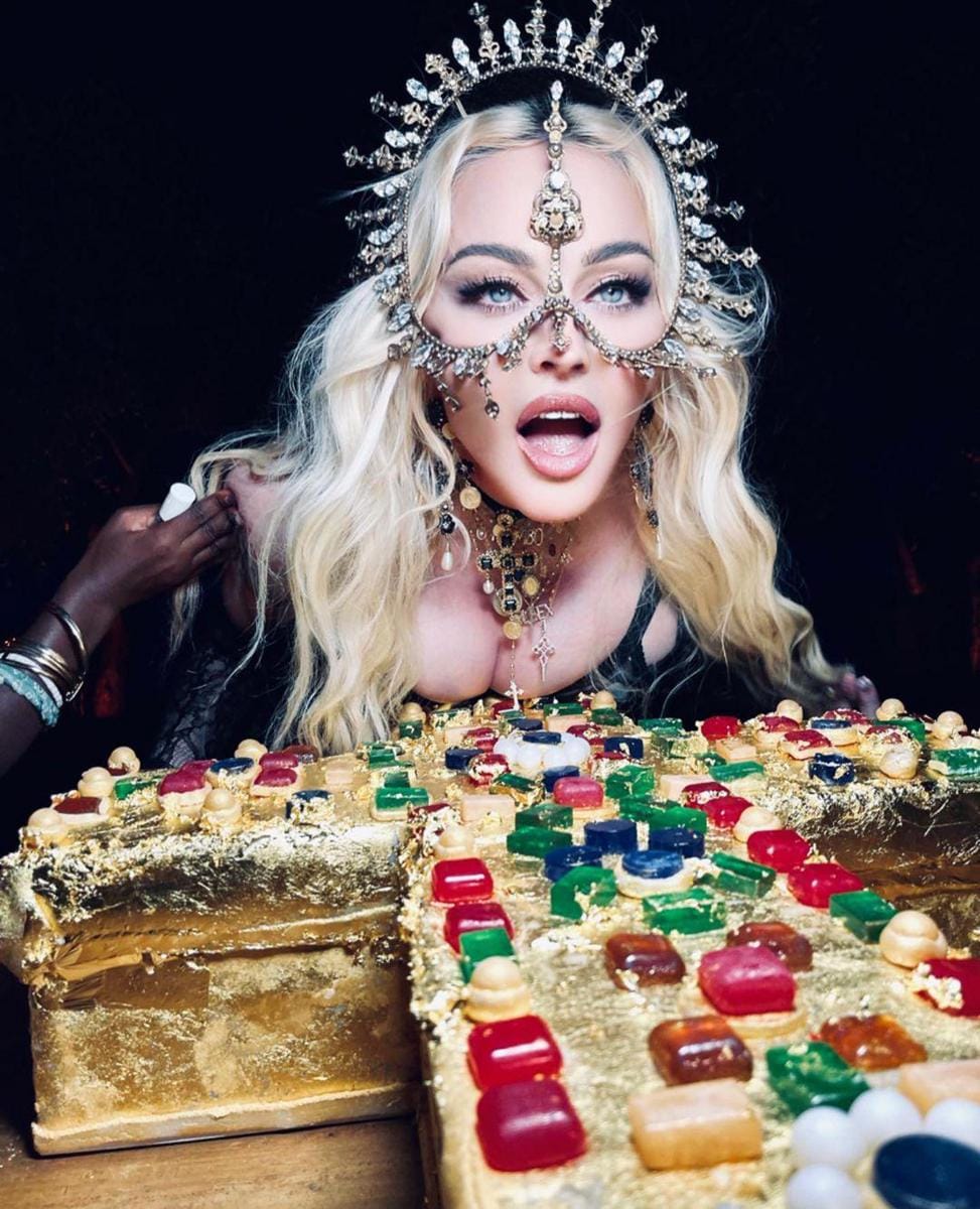 instagram.com/madonna