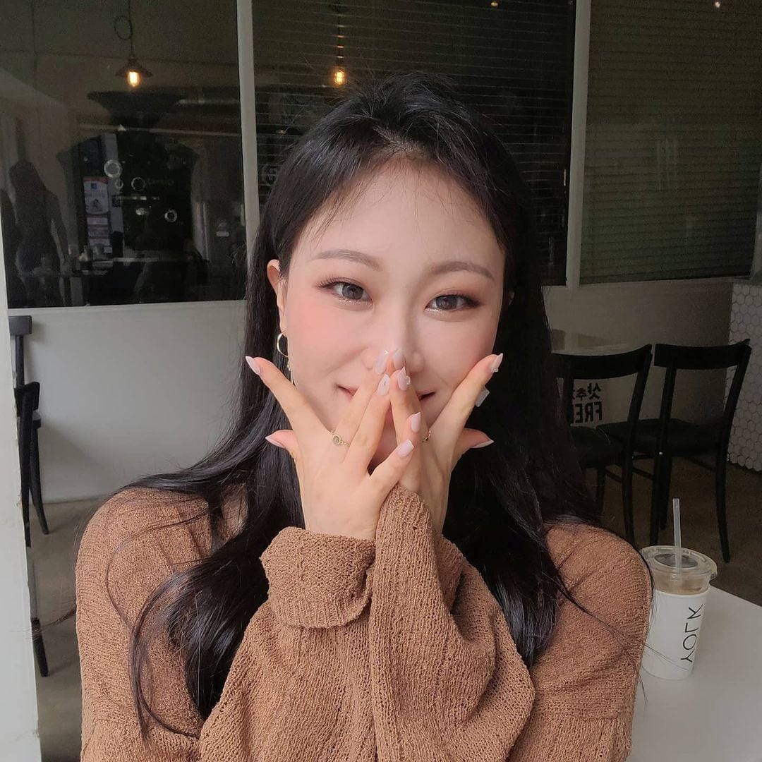 instagram.com/solia_official_