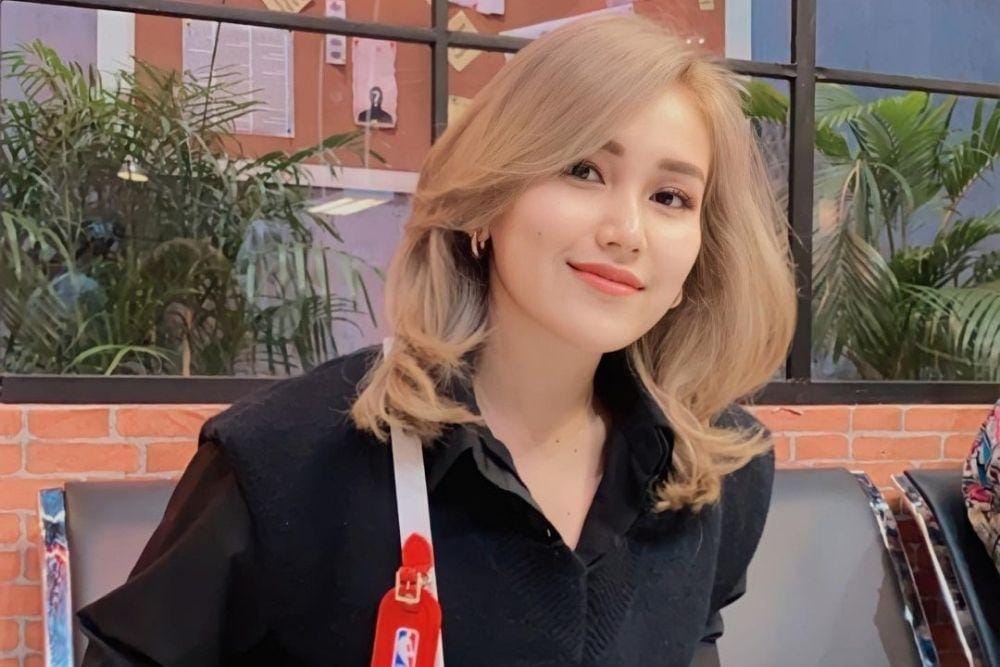 instagram.com/ayutingting92