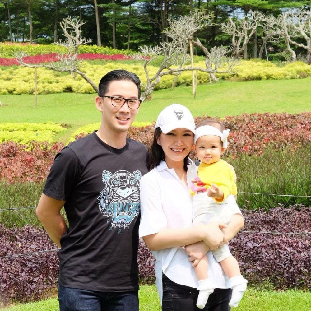 Instagram.com/yuanitachrist