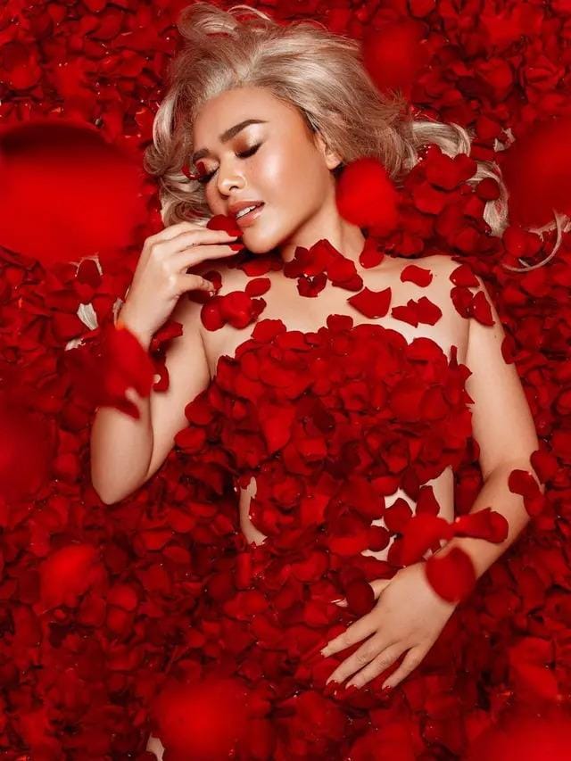 instagram.com/amandamanopo