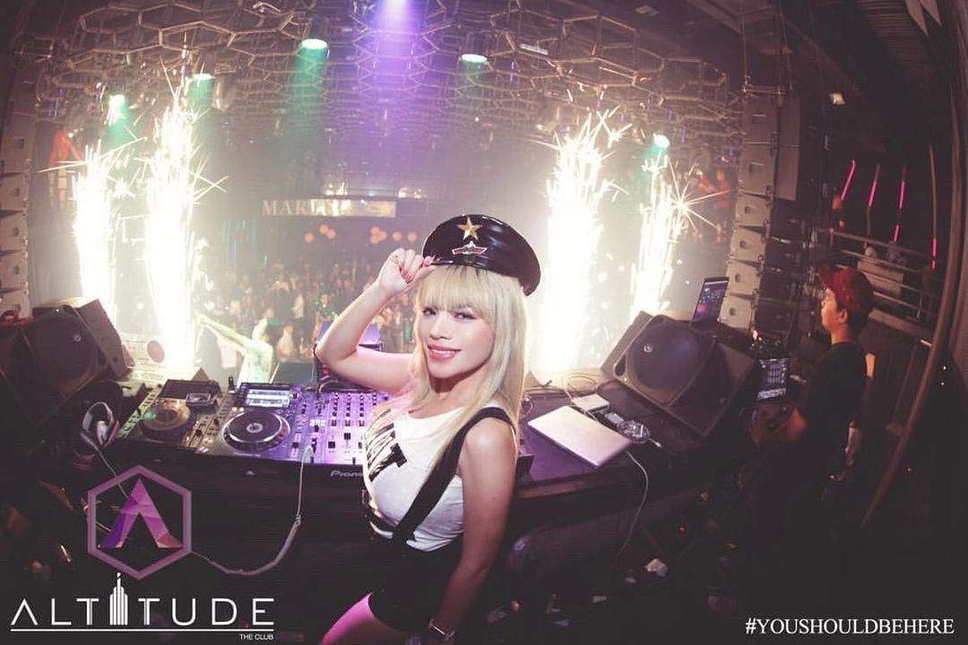 instagram.com/dinar_candy