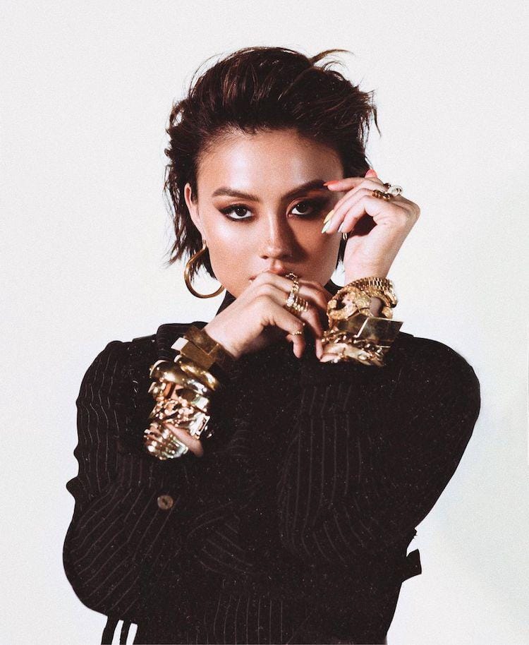 instagram.com/agnezmo/
