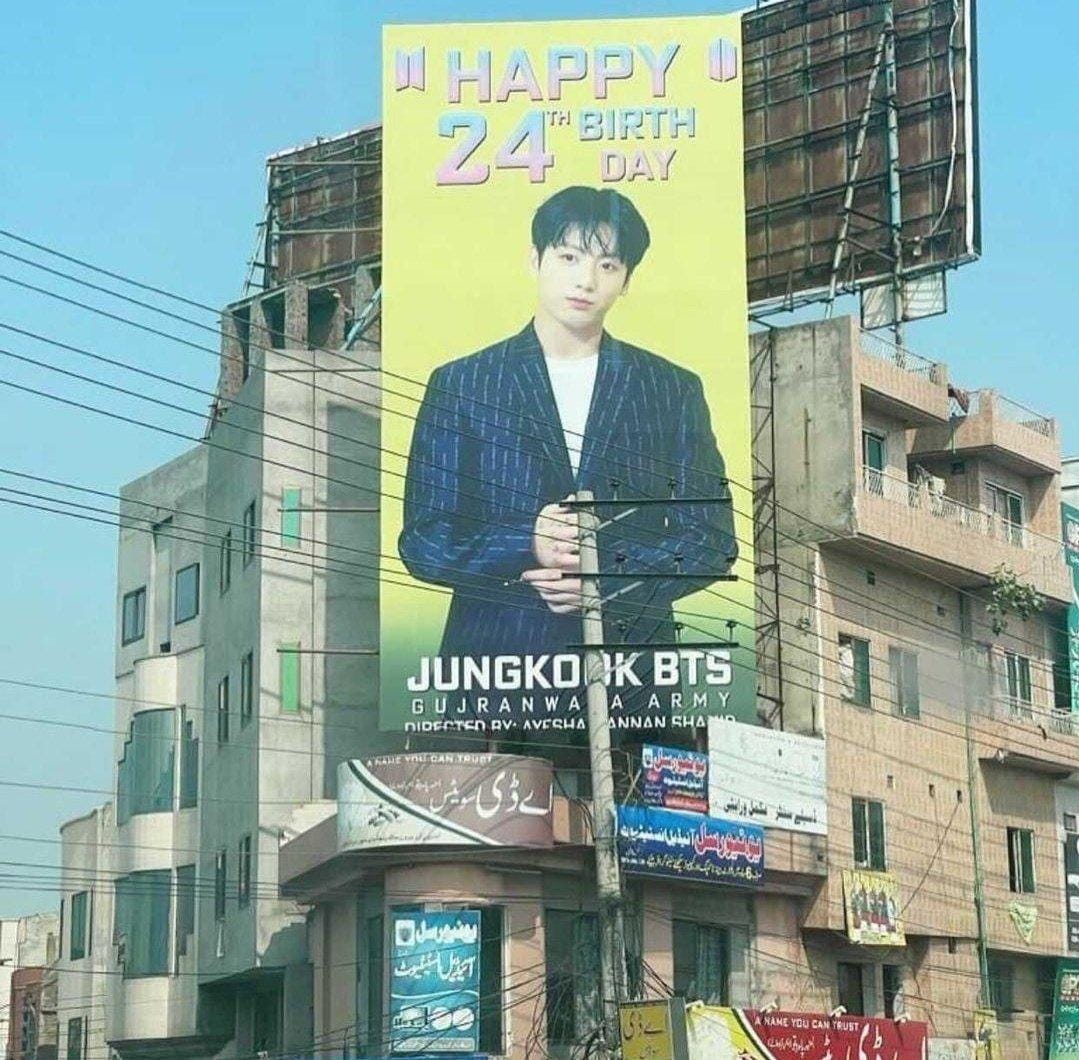 twitter.com/starsluvjk