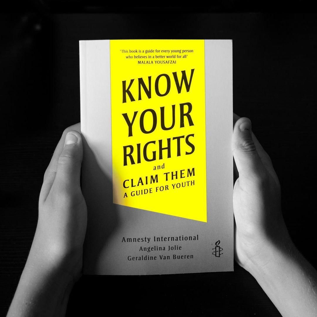 instagram.com/angelinajolie