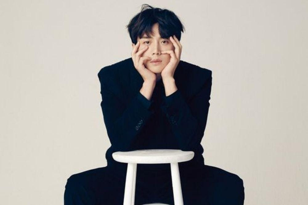 Kim Seon Ho Akan Debut Layar Lebar, Ini Fakta Film 'Sad Tropics'