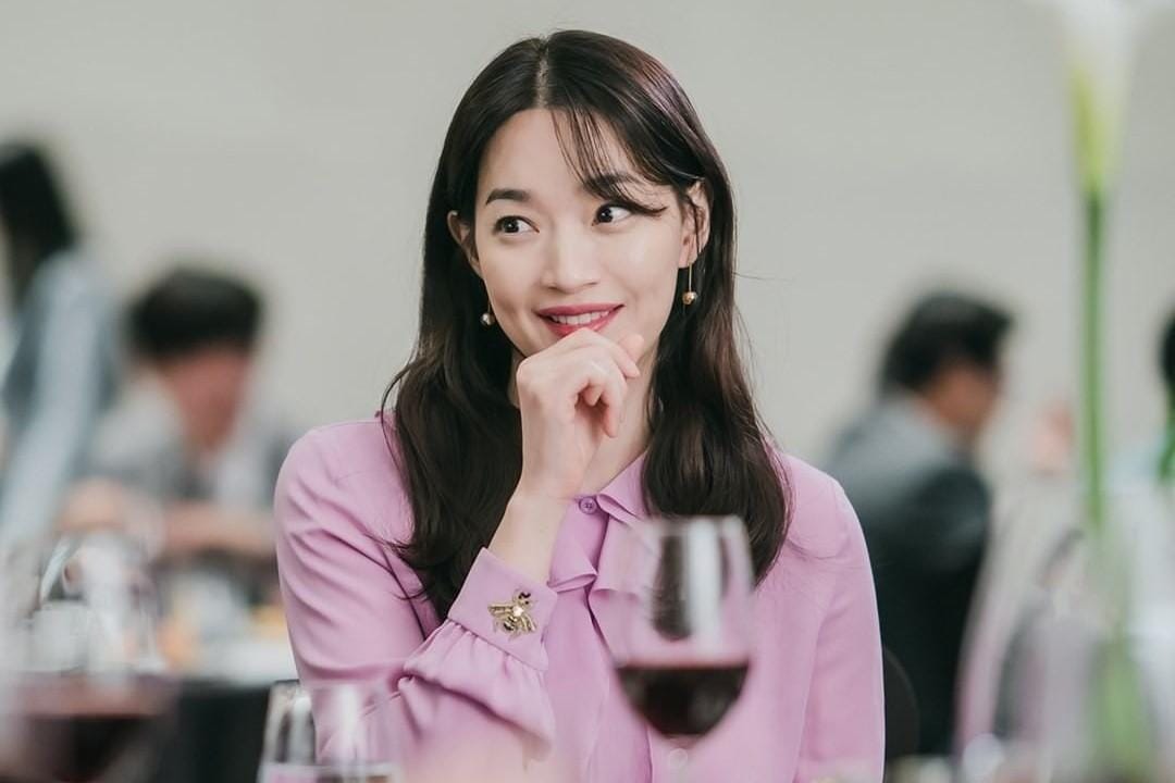 Bocoran Harga Tas Branded Shin Min Ah di Hometown Cha-Cha-Cha