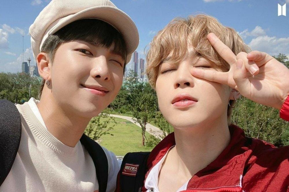Kompak Banget! Ini 10 Potret Bromance Jimin dan RM 'BTS'