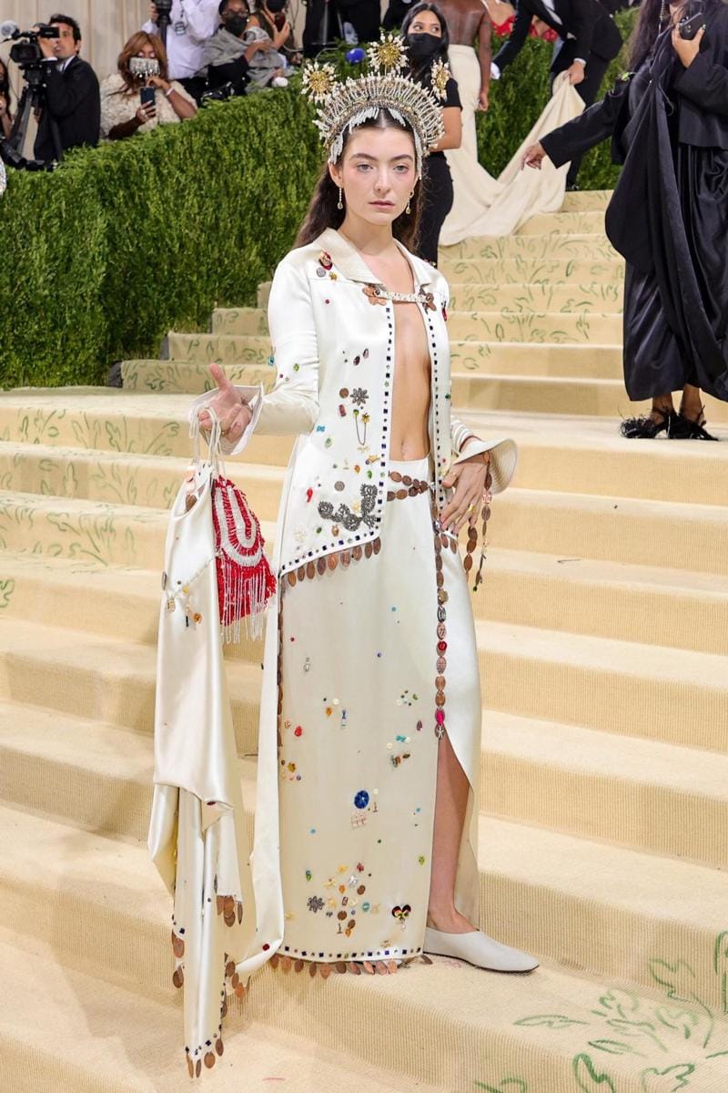 vogue.com
