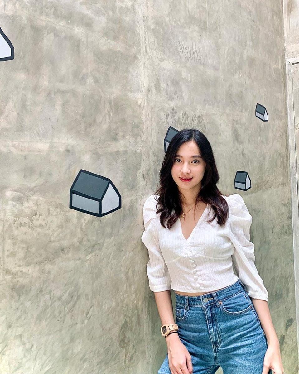 instagram.com/desitarllyw