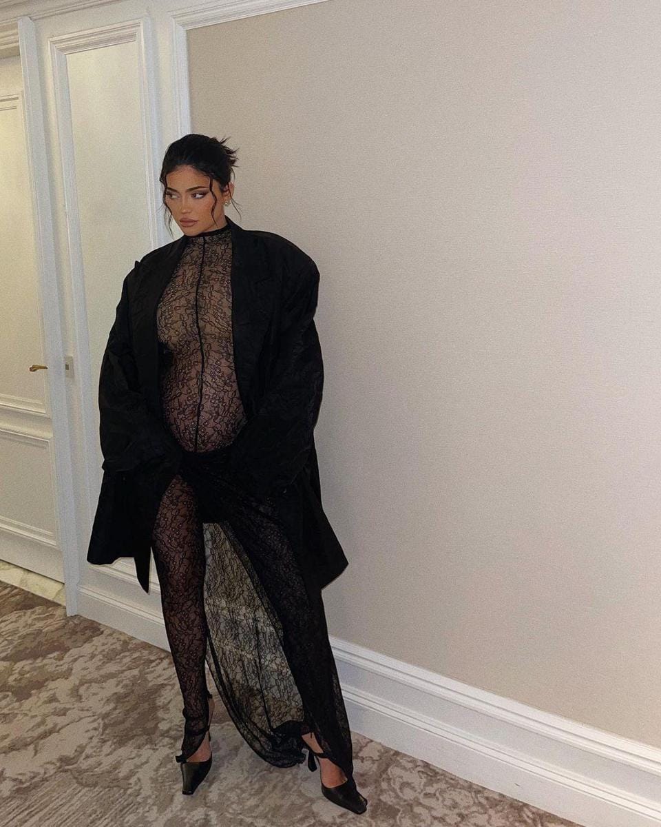 instagram.com/kyliejenner