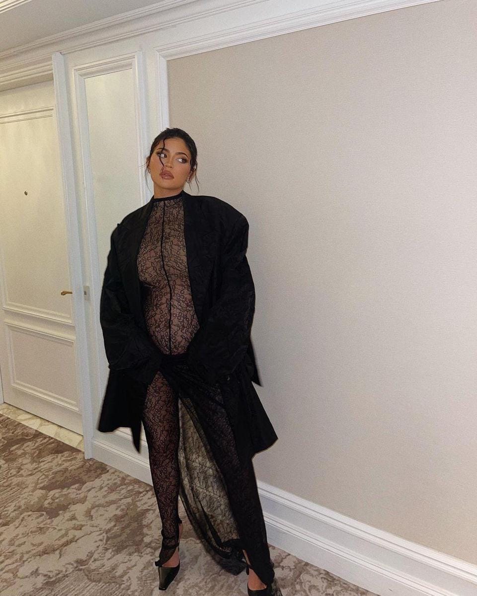 instagram.com/kyliejenner