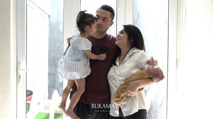 Instagram.com/bukamata.stories