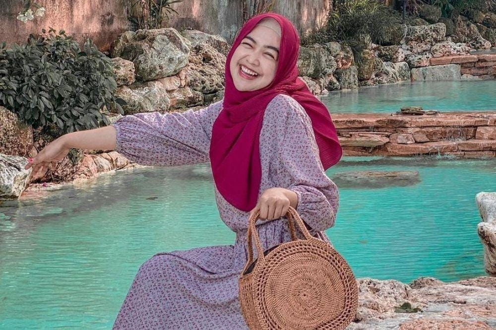 instagram.com/riaricis1795