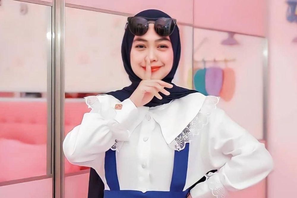 instagram.com/riaricis1795