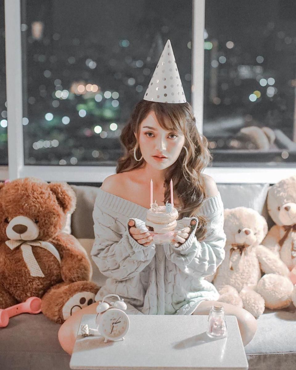 instagram.com/sitibadriahh