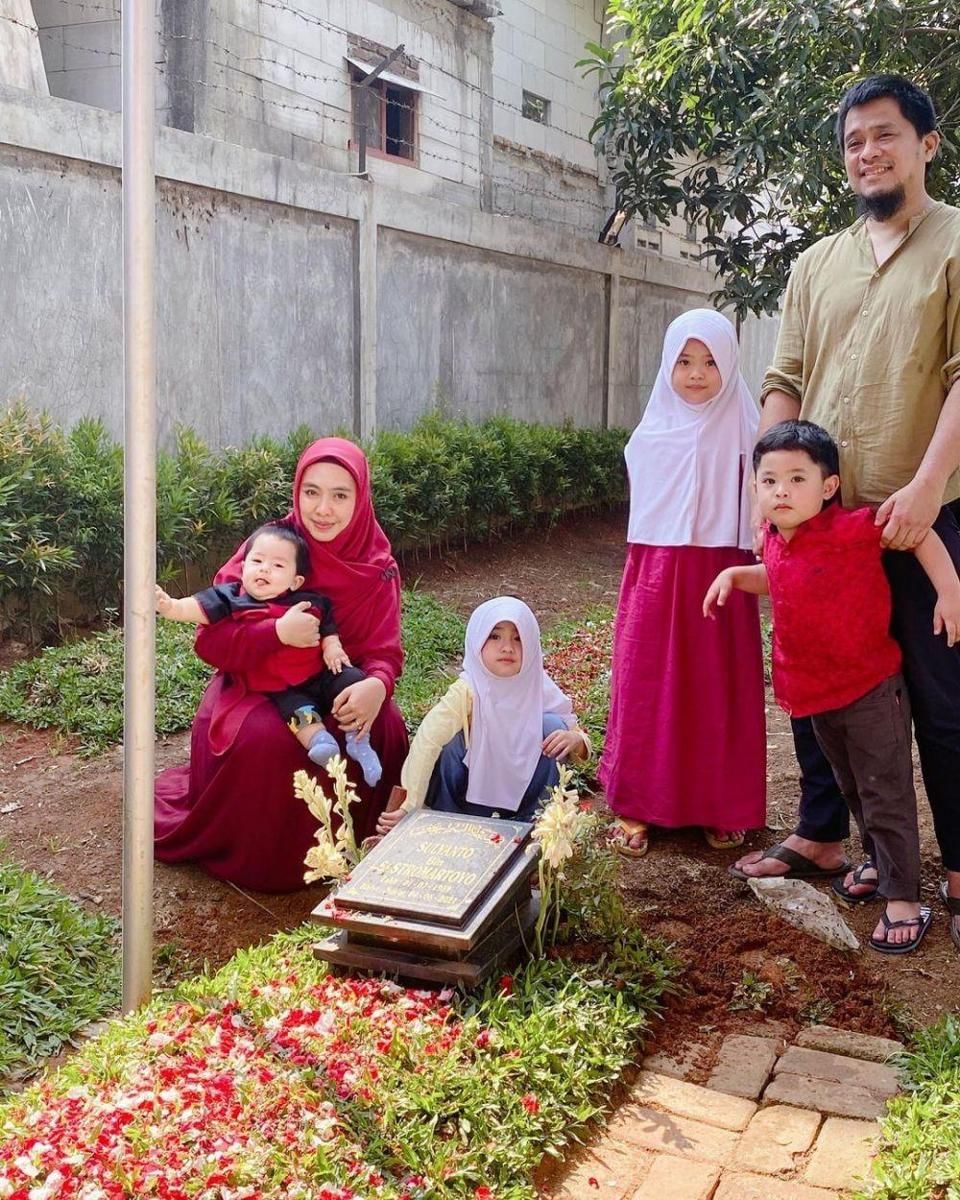 Instagram.com/okisetianadewi