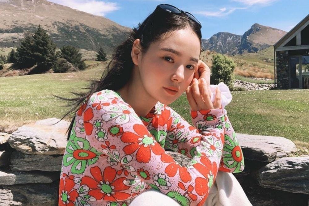 Pesona Min Hyo Rin, Istri Taeyang yang Tengah Hamil Anak Pertama