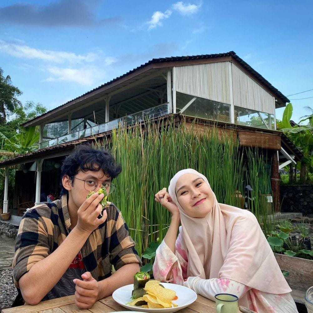 Instagram.com/zaskiadyamecca