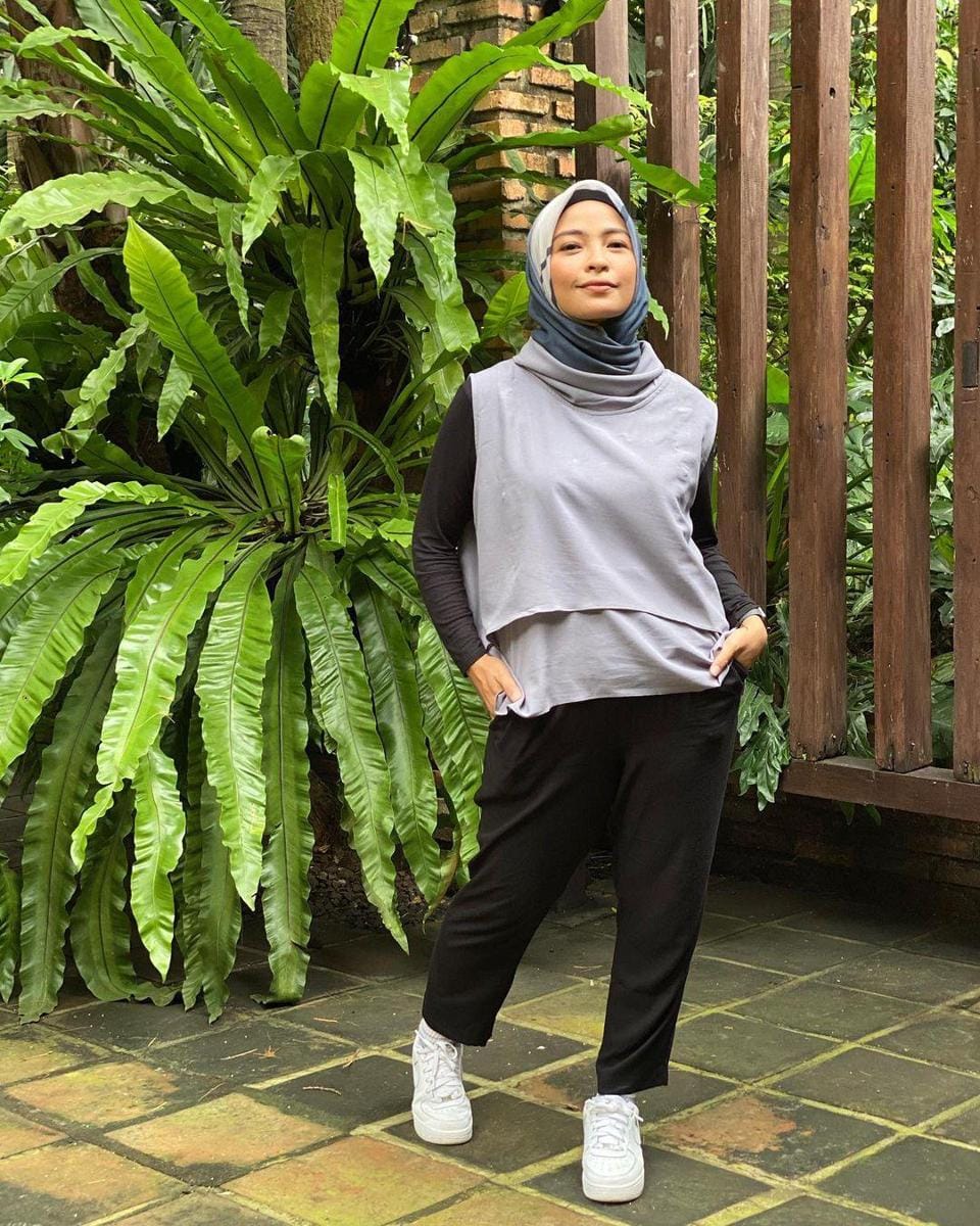 instagram.com/tantrisyalindri