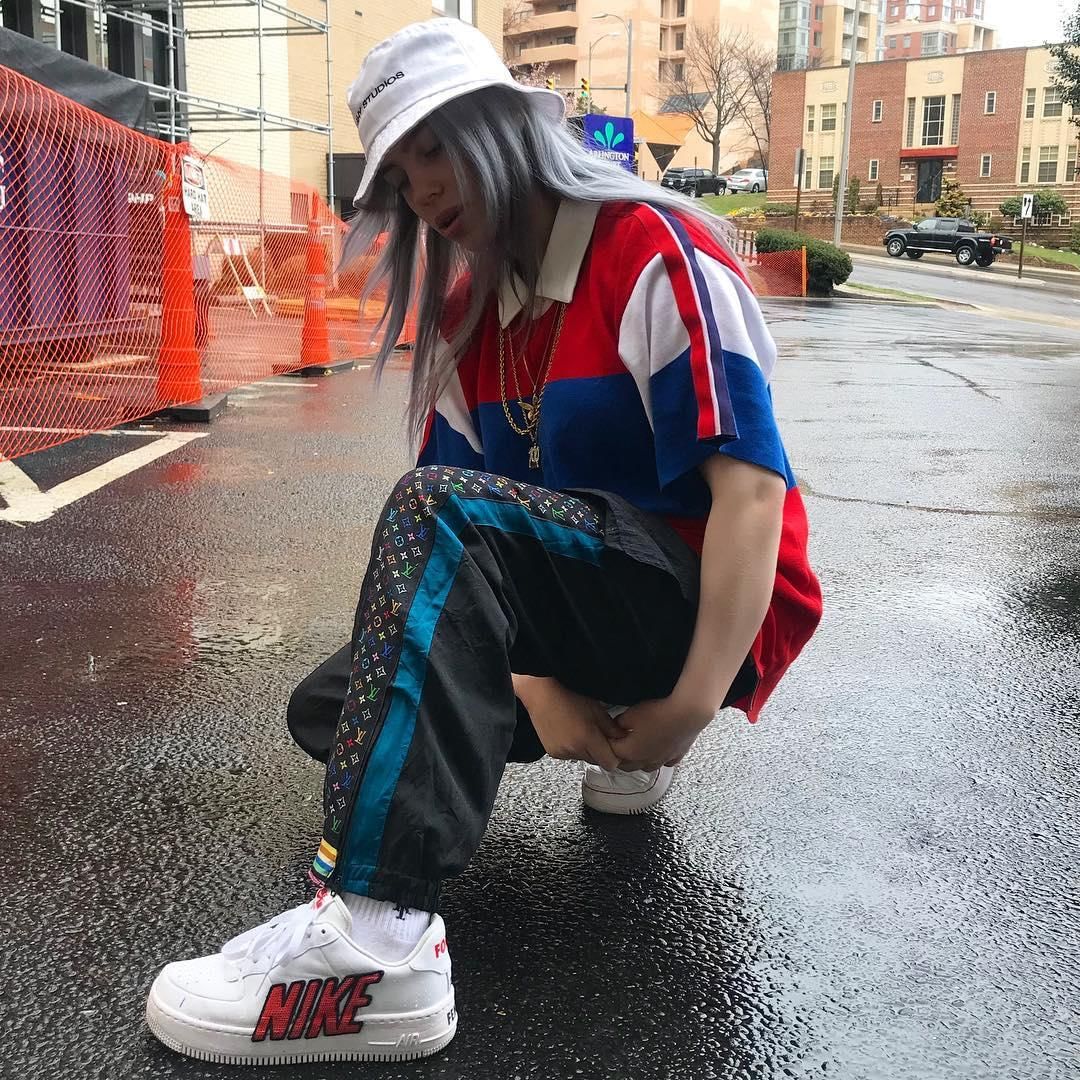 instagram.com/billieeilish